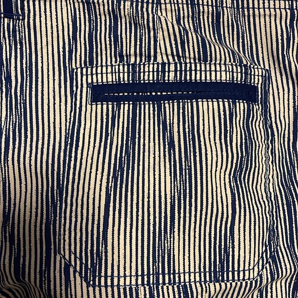 Chicos Size 3 Striped Capri Roll Up Pants Size L 16 - Picture 4 of 4